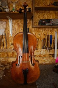 2017年製アンセルモベロジオのコピービオラ正面全体