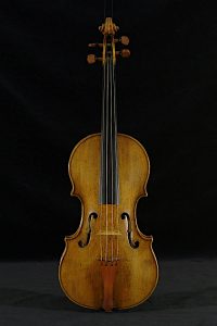 アンドレアアマティ1566年製タリーハウス正面